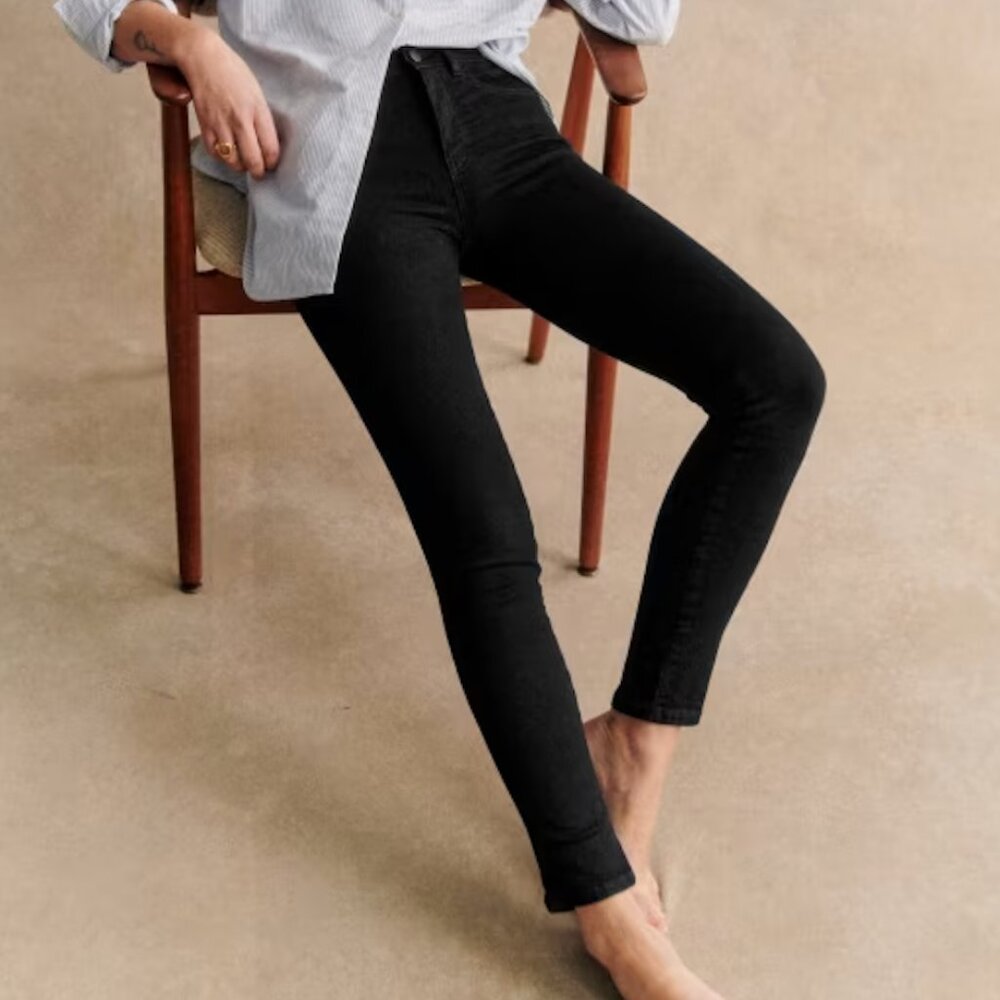 Sezane Black Slim Parfait Jeans (Size 25)